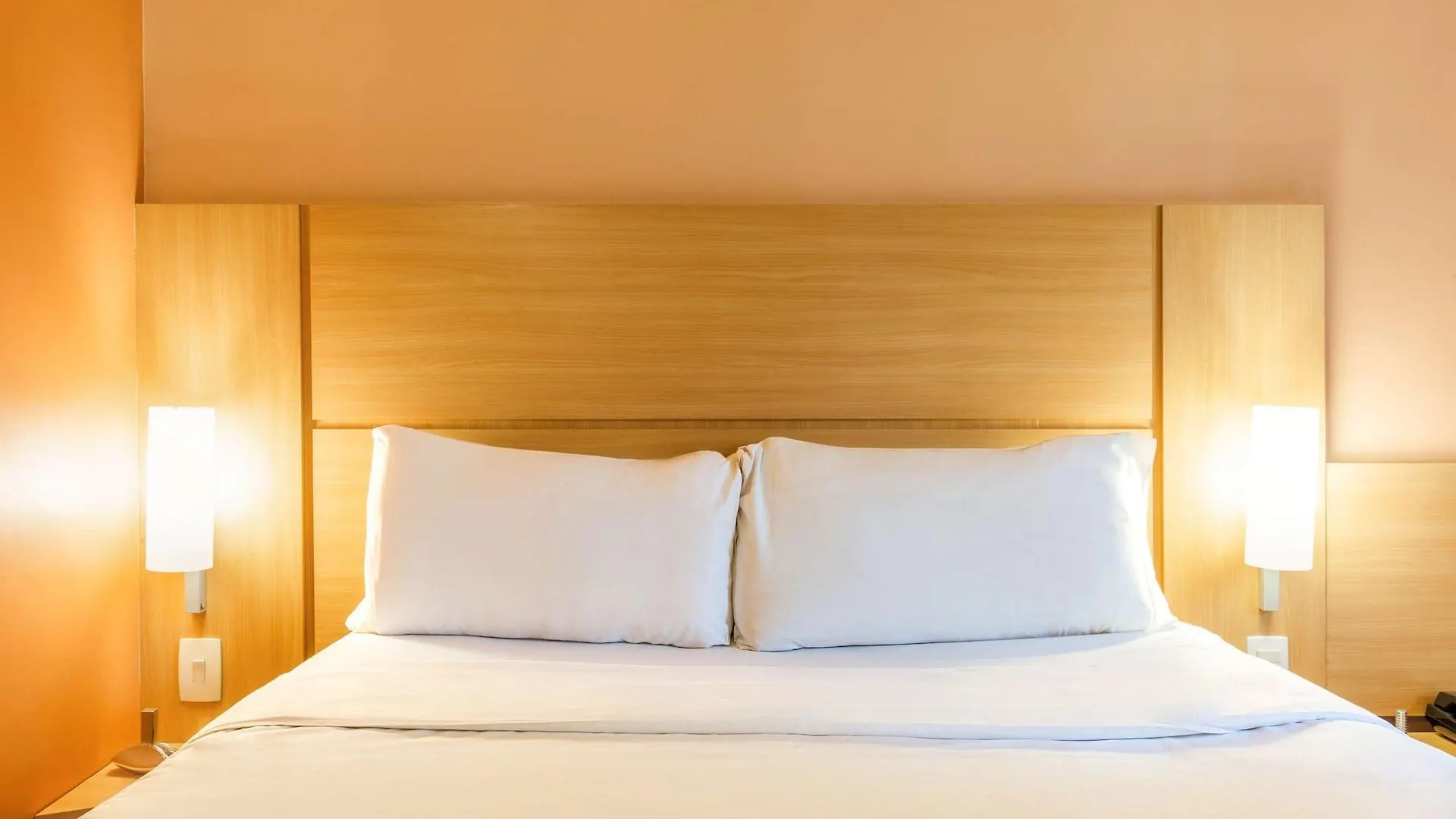 Hotel Ibis Toulouse Aeroport Blagnac