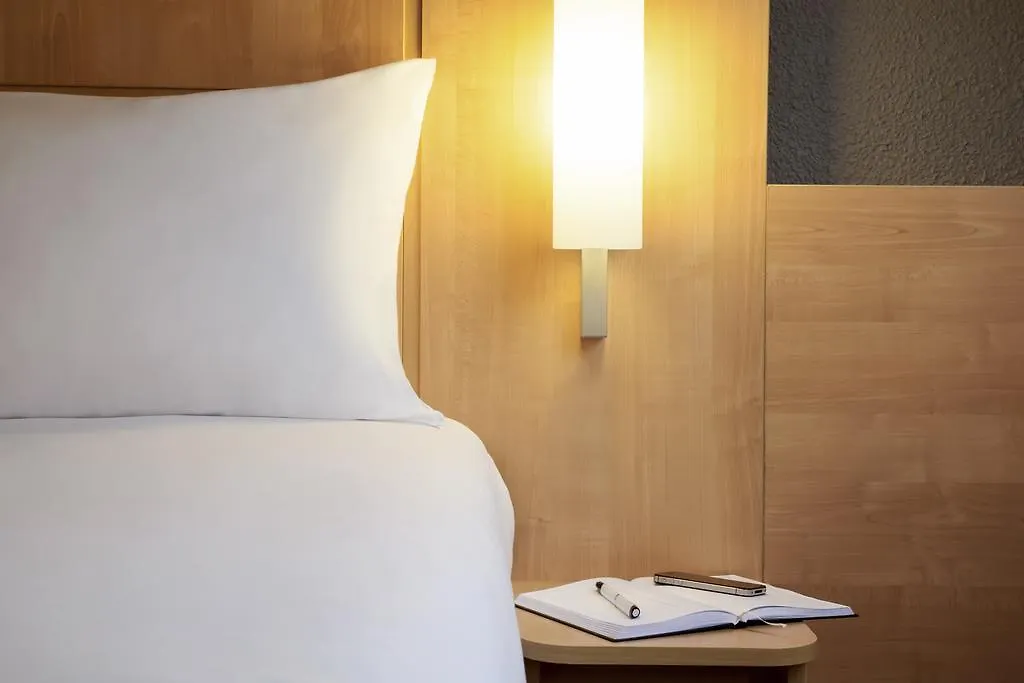 Hotel Ibis Toulouse Aeroport Blagnac Francia