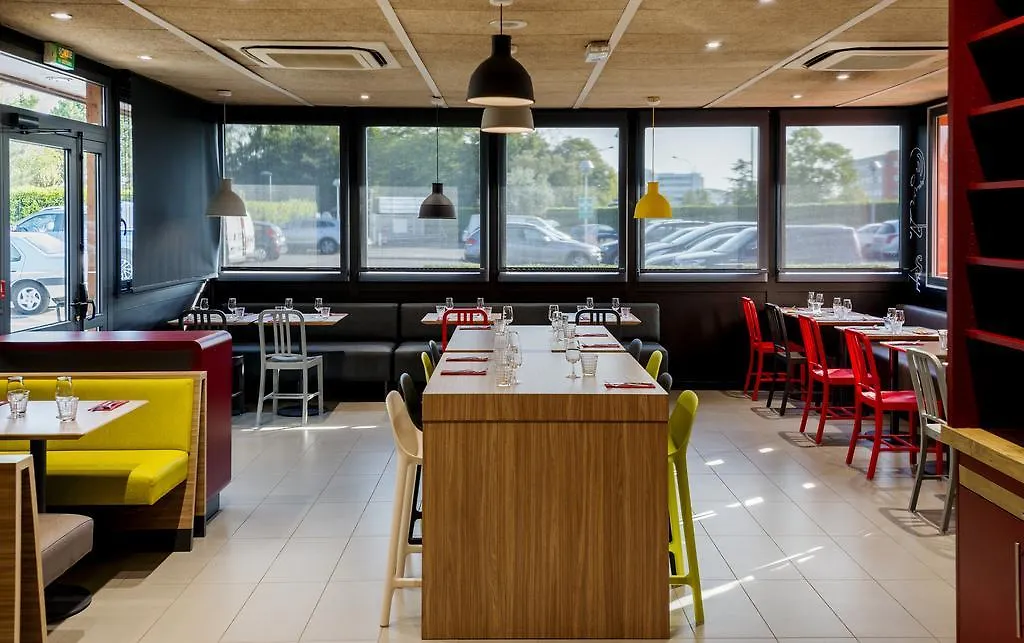 ***  Hotel Ibis Toulouse Aeroport Blagnac Francia
