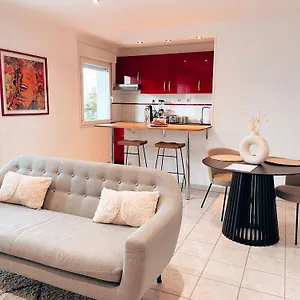 Appartement Elegant T2 - Parking -aeroport-airbus- Meett